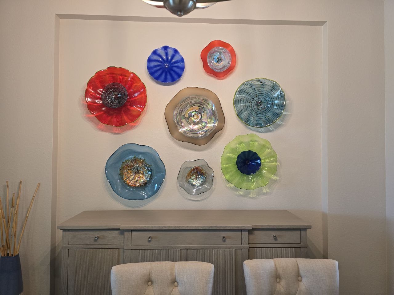 Decorative wall feature above a built-in bar